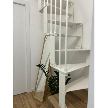 Escalier Gain de place T20 (tout métal)